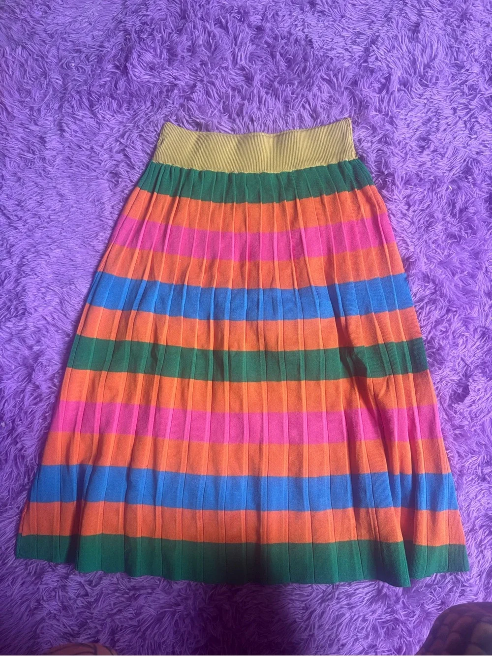 36 Point 5 vibrant pleated